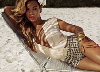 Beyoncé has been unveiled as the new face of H&M