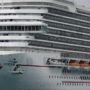 Carnival Dream cruise ship stranded at St Maarten