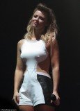 Kimberley Walsh suffered an embarrassing wardrobe malfunction on stage at the O2 Arena in London on Friday night