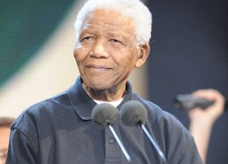 Nelson Mandela has been re-admitted to hospital in South Africa with a recurrence of a lung infection