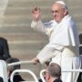 Pope Francis to wash Rome prisoners’ feet while celebrating Holy Thursday Mass