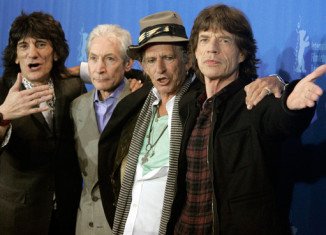 The Rolling Stones are to play as one of the three headline acts for the Glastonbury Festival 2013, taking place on the final weekend of June