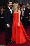 Jennifer Aniston and Justin Theroux have decided to delay their wedding for a few months
