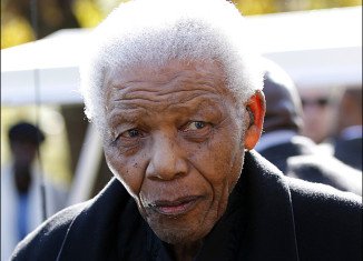 Nelson Mandela has been discharged from Pretoria hospital after treatment for pneumonia