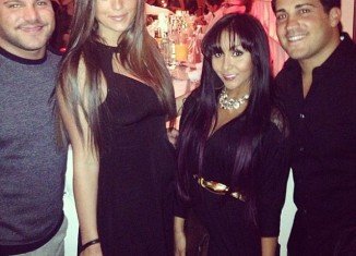 Snooki showed off her 42 lb weight loss the WWE Superstars for Sandy Relief at Cipriani in New York City