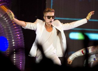 Stockholm police have found drugs and a stun gun on board of a tour bus used by Justin Bieber.