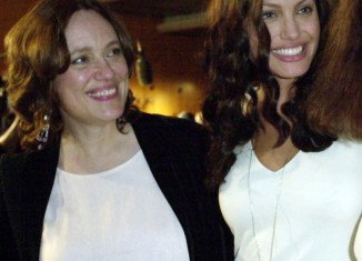 Angelina Jolie will play her own mother in a biopic of the late actress Marcheline Bertrand, who died from ovarian cancer in 2007