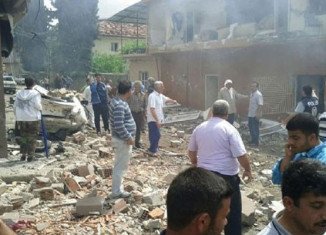 At least 40 people have been killed and other 100 are injured after two car bombs exploded in the Turkish town of Reyhanli