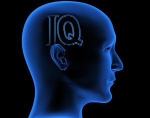People with higher IQs are slow to detect large background movements because their brains filter out non-essential information
