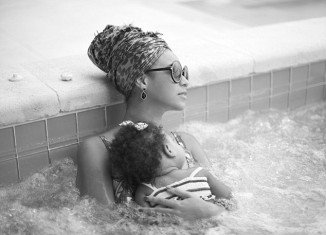 Beyoncé and her daughter Blue Ivy Carter on a tropical vacation