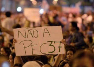 Brazil's Congress has rejected proposed constitutional amendment PEC 37 that was a key grievance of protesters