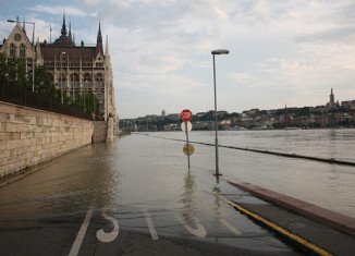 Budapest Danube is set to reach record levels this weekend