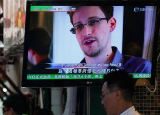 Edward Snowden took to live web chat to defend leaking NSA secrets