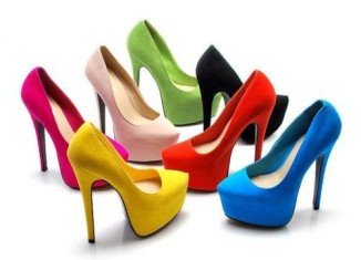 It takes one hour, six minutes and 48 seconds for our high heels to start hurting