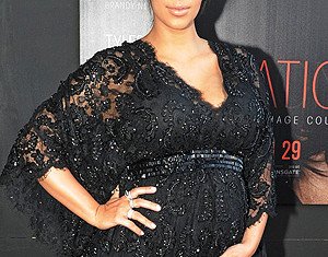 Kim Kardashian had a natural birth after having contractions late Friday evening