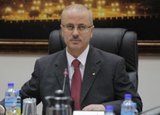 Newly appointed Palestinian Prime Minister Rami Hamdallah has offered his resignation to President Mahmoud Abbas