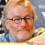 Iain Banks dies aged 59, two months after announcing he had terminal cancer