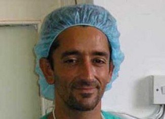 The first double-leg transplant was carried out in July 2011 by surgeon Pedro Cavadas, who also led a team that carried out the first double hand transplant in 2006