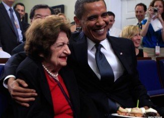 Pioneering journalist Helen Thomas, who covered the White House for nearly five decades, has died aged 92