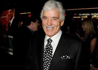 Tough-guy Dennis Farina, who was a Chicago policeman for years before entering show business, has died aged 69