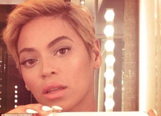Beyonce stunned her fans yesterday as she unveiled a drastic new haircut