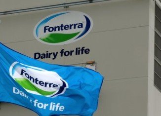 Fonterra has apologized for the distress caused to parents because of a scare over contaminated products