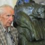 Laszlo Csatary: Hungarian Nazi war crimes suspect dies at 98