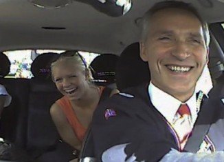 Some of the people in a video of PM Jens Stoltenberg posing as a taxi driver were paid for taking part
