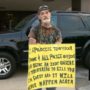 Richard Dameron forced to wear “idiot” sign for threatening police officer