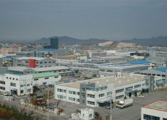 North Korea and South Korea have agreed to restart operations at the shuttered Kaesong industrial zone