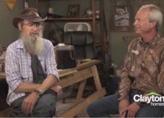 Si Robertson has endorsed Clayton Homes as a “Good Call” for hardworking American families who want high quality, affordable housing