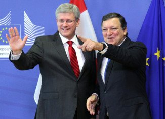 European Commission President Jose Manuel Barroso and Canadian PM Stephen Harper agreed the deal at a meeting in Brussels