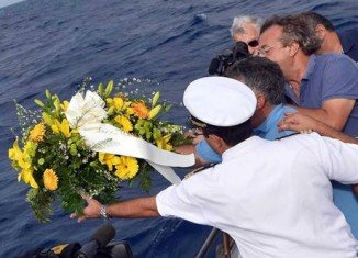 Italy will hold a state funeral for the migrants who died after their boat capsized close to the island of Lampedusa