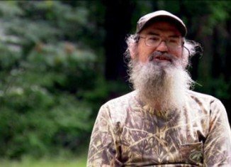 Si Robertson has opened up about family struggles and his history with alcohol abuse in his new book
