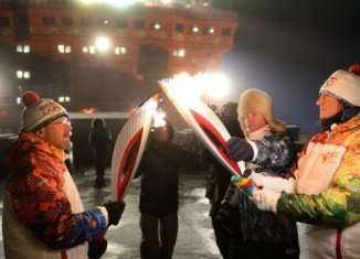 The Olympic flame has arrived to the North Pole aboard a Russian nuclear-powered icebreaker
