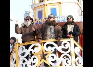 Duck Dynasty stars were thrilled to be a part of Macy’s Thanksgiving Day Parade in New York