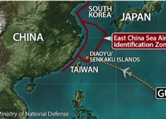 The US civilian aircrafts are expected to observe China's rules in its newly-declared air defense zone in the East China Sea