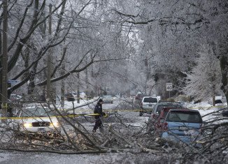 A massive ice storm has brought snow and freezing rain to Toronto, and to much of the east of Canada