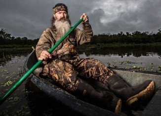 Fox News Channel hosts and commentators came to the defense of Duck Dynasty’s Phil Robertson on air