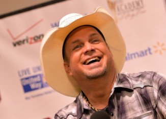 Garth Brooks is planning to go on a world tour, more than 10 years after he last hit the road