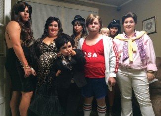 Honey Boo Boo’s family chose another famous family to dress up for Halloween, the Kardashians