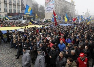 New mass protests against Ukrainian President Viktor Yanukovich's refusal to sign a trade deal with the EU are planned for Sunday at noon