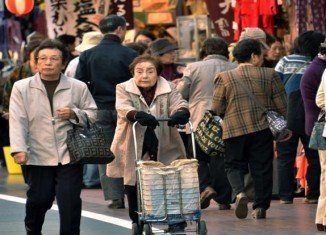 Japan's population declined by a record 244,000 people in 2013