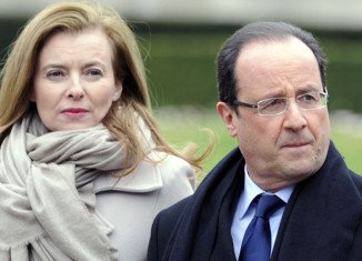 The Elysee Palace has contradicted media reports that President Francois Hollande would officially announce his separation from Valerie Trierweiler