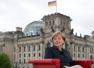 Angela Merkel has proposed the creation of a European communications network to help improve data protection