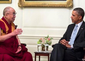 Barack Obma vowed "strong support" for the protection of Tibetans' human rights in China during the encounter with the Dalai Lama