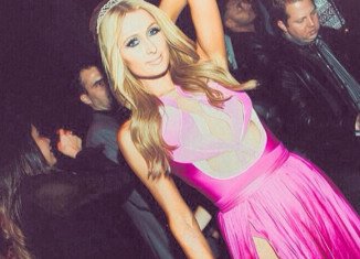 Paris Hilton marked her milestone in a bash at the Greystone Manor nightspot in Los Angeles