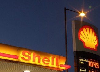 Shell has agreed to sell its Australian downstream business to oil trading firm Vitol for $2.6 billion