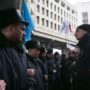 Crimea: Government buildings seized by gunmen in Simferopol