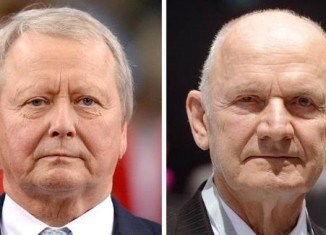 Wolfgang Porsche and his cousin Ferdinand Piech are being sued by seven hedge funds over its failed takeover bid for Volkswagen